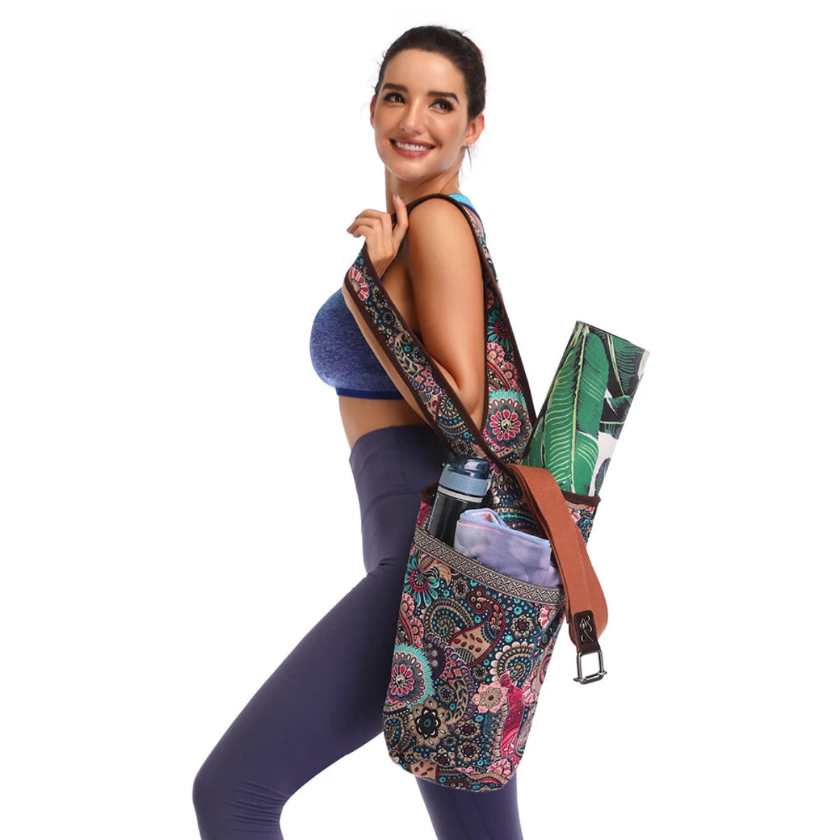 Un mannequin porte le sac de sport Wanderer sur son épaule
